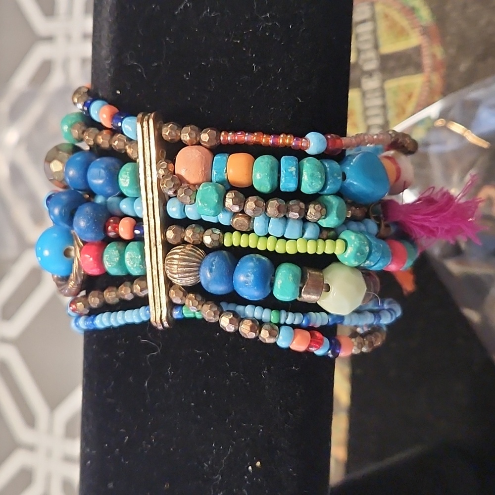 Elastic bracelet